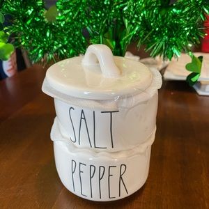 Rae Dunn salt and pepper
